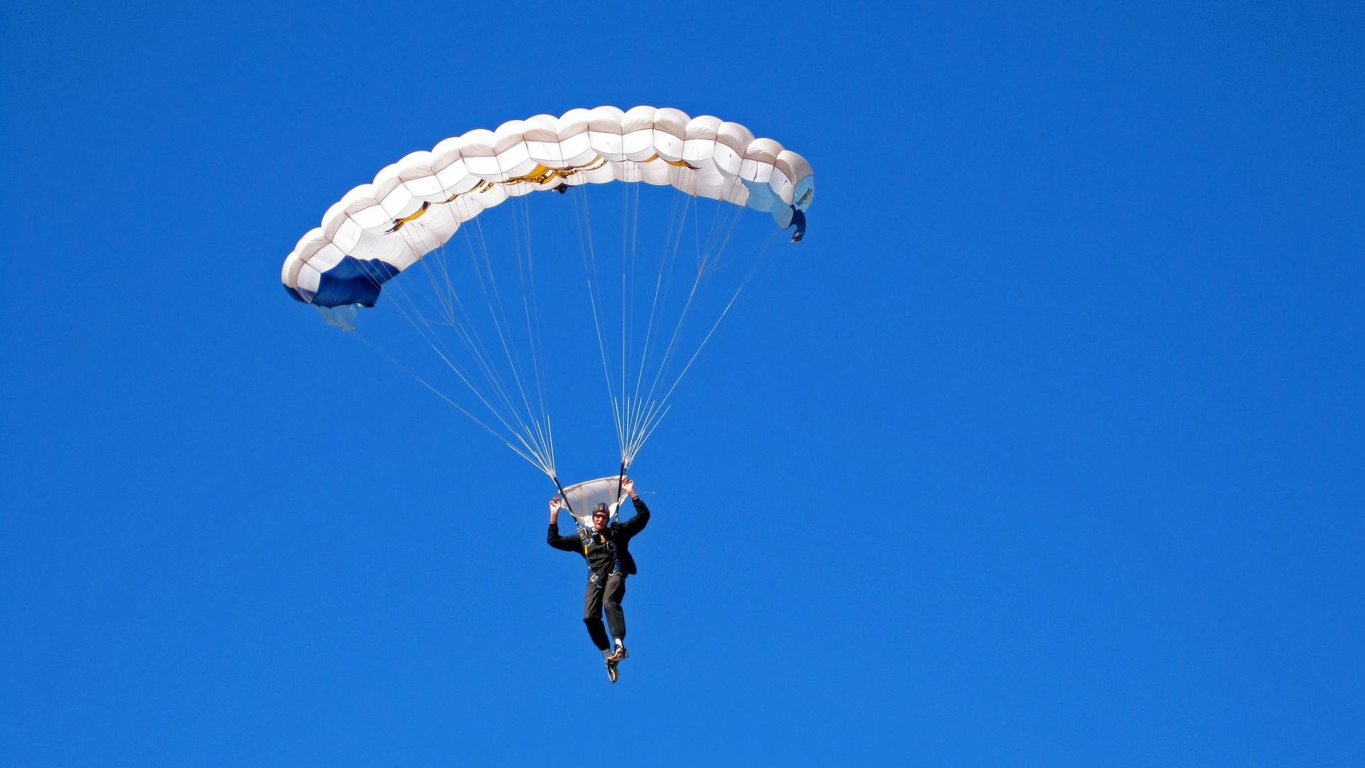 九游app下载-绝妙配合：队友间极致化学反应展示，绝妙的配合